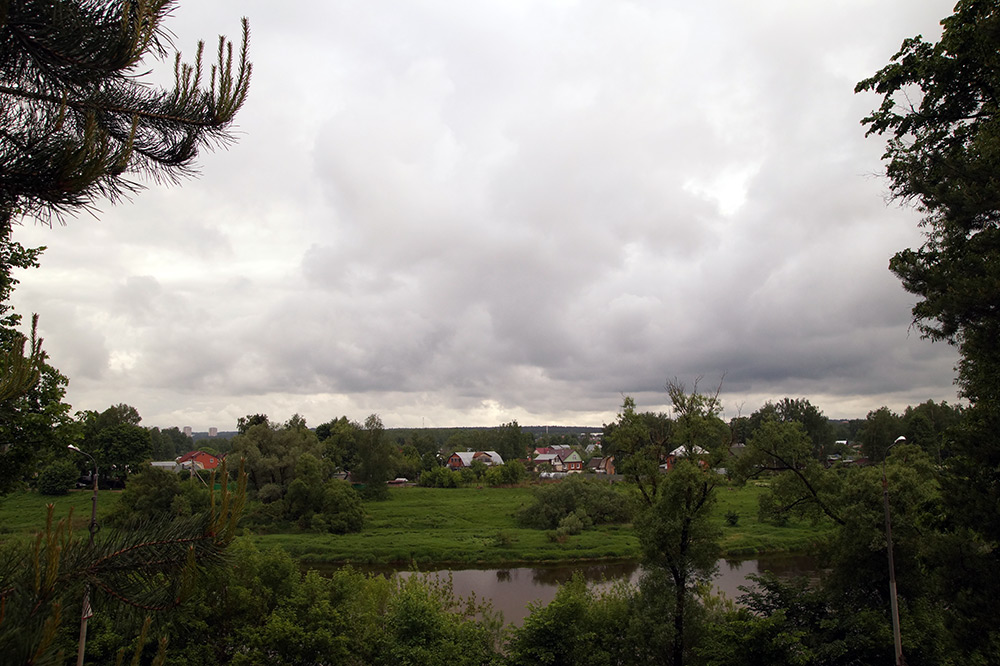 Погода в звенигороде на сегодня. Звенигородский городок Звенигород. Звенигородский городок достопримечательности Звенигорода. Звенигород маленькая Швейцария. Маленькая Швейцария в Подмосковье.